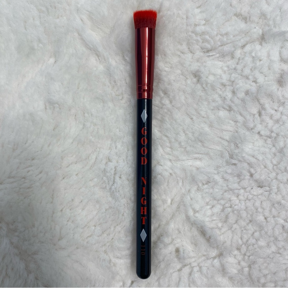 LUXIE Limited Edition Harley Quinn Detail Flat Definer Makeup Brush